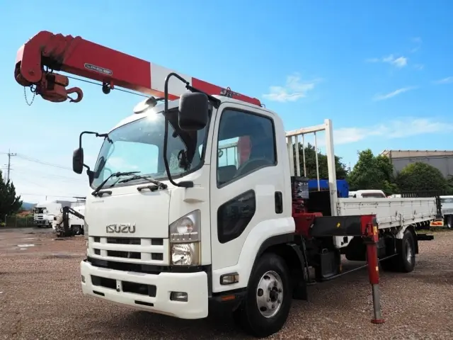 いすゞ フォワード TKG-FRR90S1(2WD)の写真1