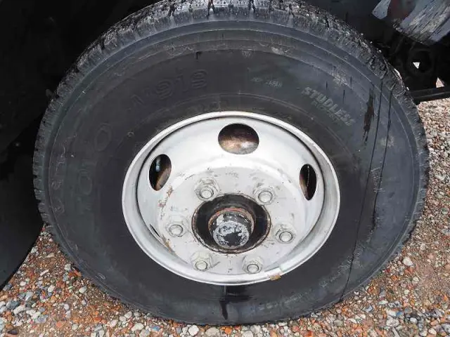 いすゞ フォワード TKG-FRR90S1(2WD)の写真17