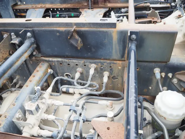 いすゞ フォワード TKG-FRR90S1(2WD)の写真11