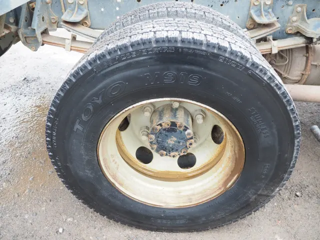 いすゞ フォワード TKG-FRR90S1(2WD)の写真15