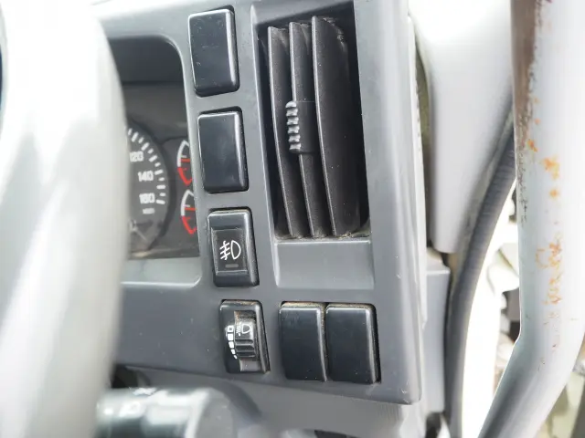 いすゞ フォワード TKG-FRR90S1(2WD)の写真47