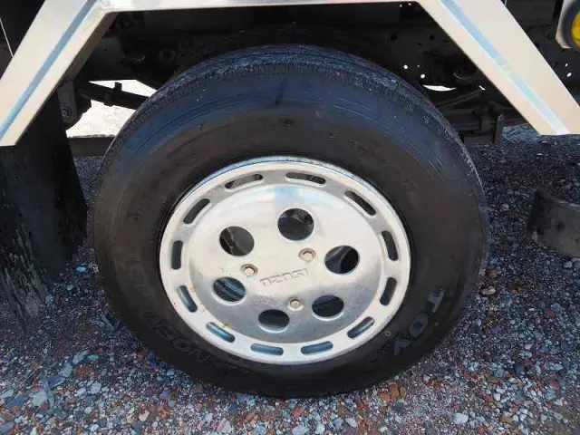 いすゞ エルフ KK-NPR72PAR(2WD)の写真19