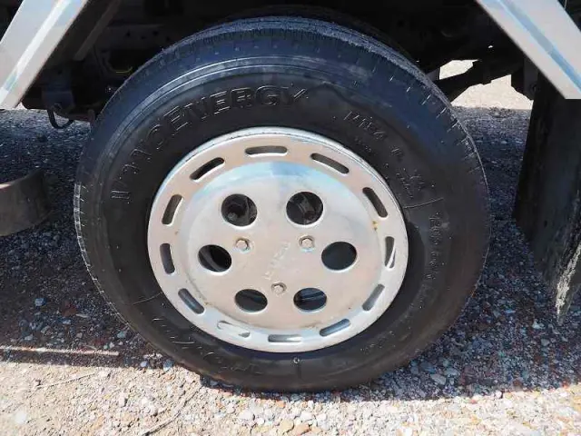 いすゞ エルフ KK-NPR72PAR(2WD)の写真29