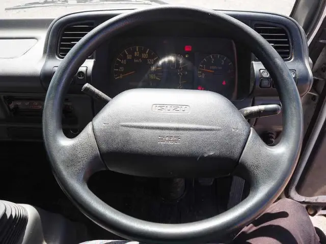 いすゞ エルフ KK-NPR72PAR(2WD)の写真43