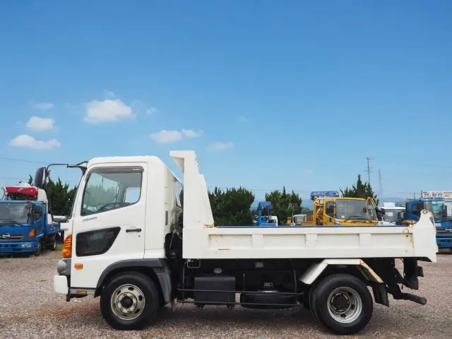 日野 レンジャー SDG-FC9JCAP(2WD)の写真2