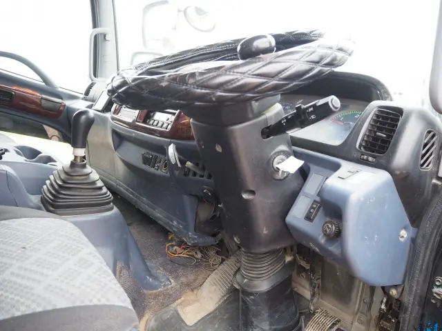 日野 レンジャー PB-FD8JLFA(2WD)の写真42