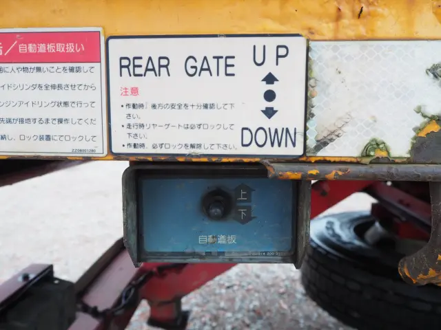 三菱 キャンター TKG-FEB90(2WD)の写真39