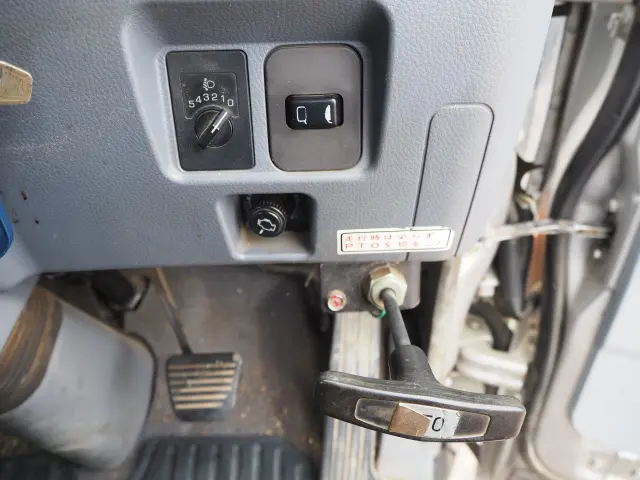 三菱 キャンター KK-FE83DJZ(2WD)の写真48