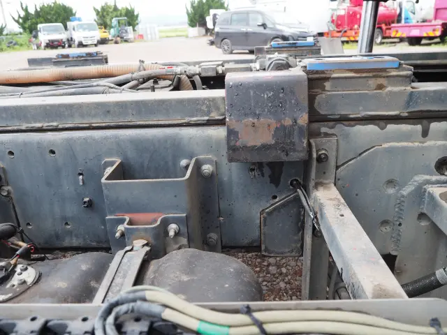 いすゞ フォワード QKG-FVZ34U2(6x4)の写真32