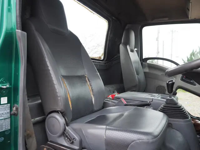 いすゞ フォワード PKG-FSR90S2(2WD)の写真44