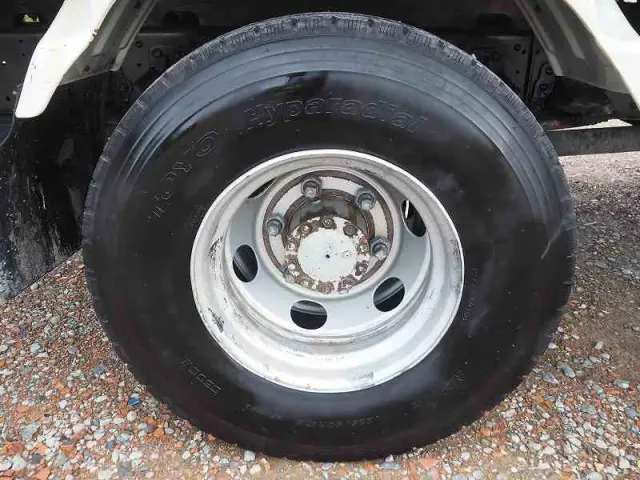 いすゞ フォワード TKG-FRR90S2(2WD)の写真24