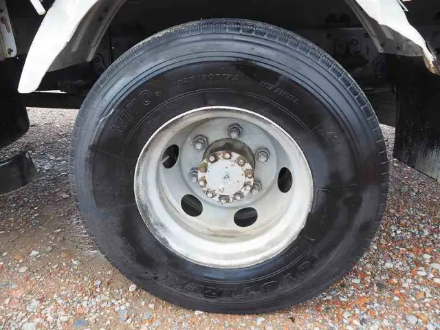 いすゞ フォワード TKG-FRR90S2(2WD)の写真31