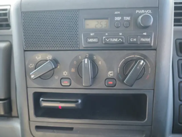 三菱 キャンター PA-FE83DCY(2WD)の写真49