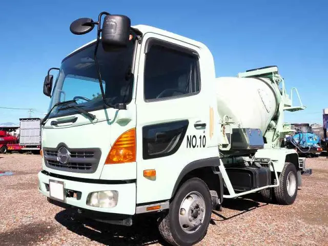 日野 レンジャー TKG-FC9JCAA(2WD)の写真1