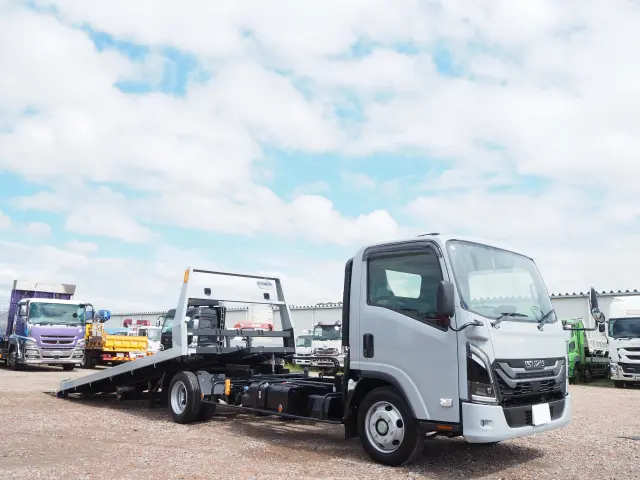 いすゞ エルフ 2RG-NPR88AM(2WD)の写真7