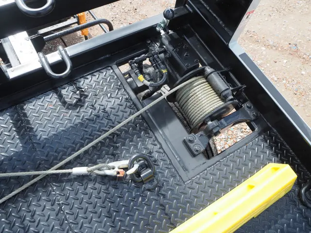 いすゞ エルフ 2RG-NPR88AM(2WD)の写真27