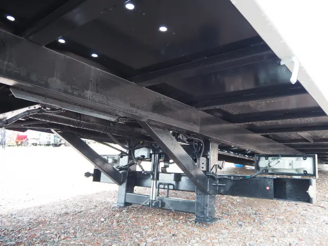 いすゞ エルフ 2RG-NPR88AM(2WD)の写真31