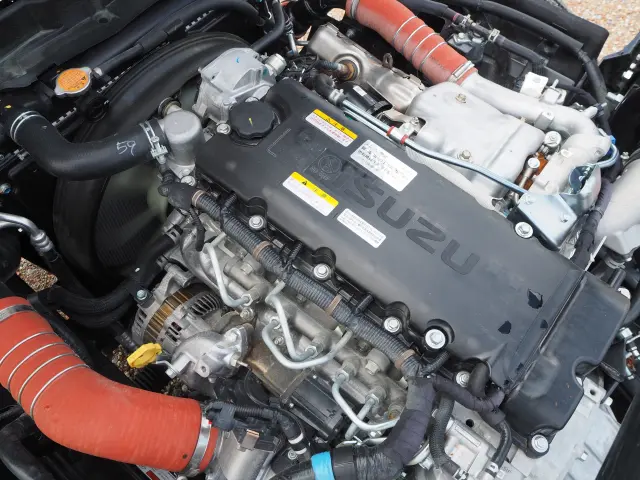いすゞ エルフ 2RG-NPR88AM(2WD)の写真37