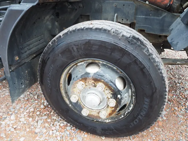 いすゞ フォワード TKG-FRR90S1(2WD)の写真16