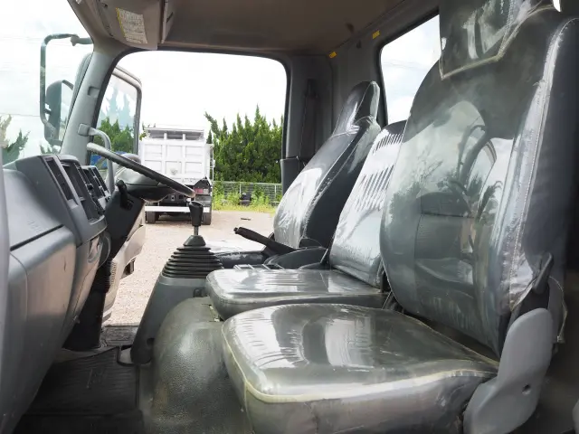 いすゞ フォワード TKG-FRR90S1(2WD)の写真41