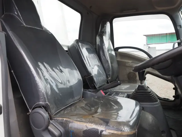 いすゞ フォワード TKG-FRR90S1(2WD)の写真43
