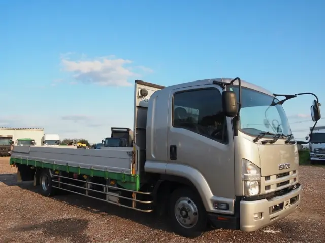 いすゞ フォワード TKG-FRR90S2(2WD)の写真7