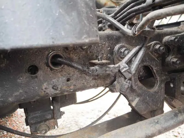 いすゞ フォワード TKG-FRR90S2(2WD)の写真15