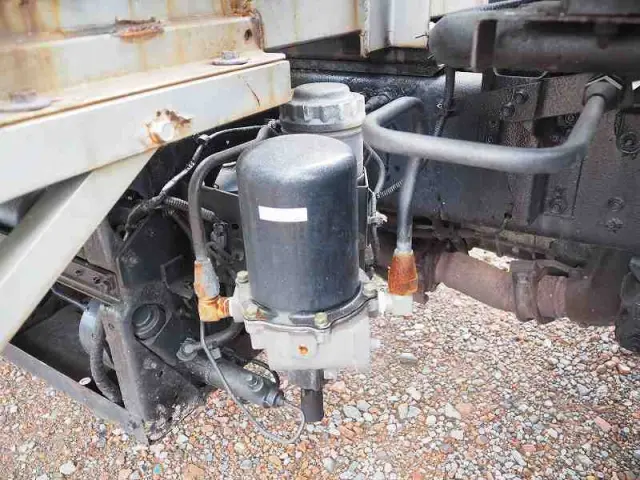 いすゞ フォワード TKG-FRR90S2(2WD)の写真16