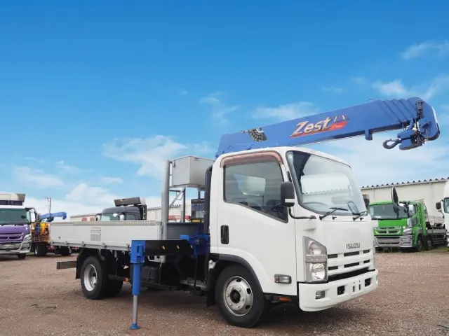 いすゞ エルフ TKG-NPR85AR(2WD)の写真7
