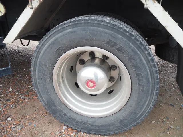 いすゞ フォワード QKG-FTR34S2(2WD)の写真31