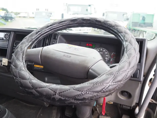 いすゞ フォワード QKG-FTR34S2(2WD)の写真43