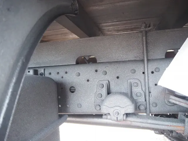 いすゞ フォワード 2RG-FRR90S2(2WD)の写真33