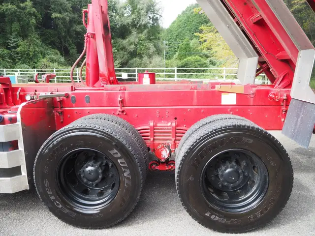 いすゞ ギガ 2PG-CXZ77CT(6x4)の写真35