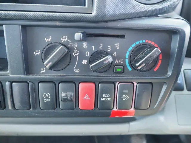 日野 デュトロ TKG-XZU640F(2WD)の写真48