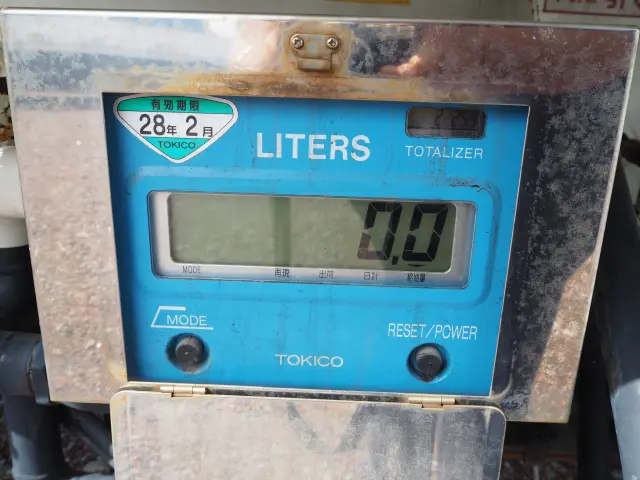 いすゞ エルフ PB-NKR81N(2WD)の写真32