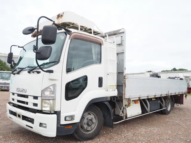 いすゞ フォワード SKG-FRR90T2(2WD)の写真1