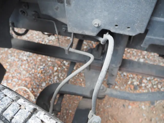 いすゞ フォワード SKG-FRR90T2(2WD)の写真11