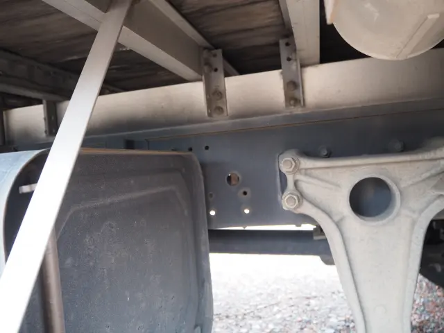 いすゞ フォワード SKG-FRR90T2(2WD)の写真28