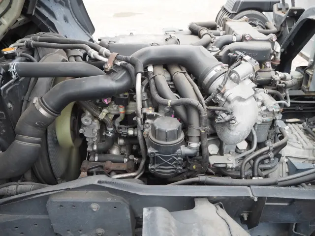 いすゞ フォワード SKG-FRR90T2(2WD)の写真33