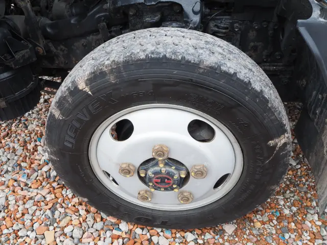 いすゞ エルフ TPG-NKS85AN(4WD)の写真34