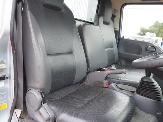 いすゞ エルフ TPG-NKS85AN(4WD)の写真44