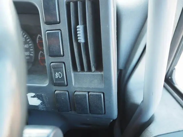 いすゞ フォワード PKG-FRR90S2(2WD)の写真49