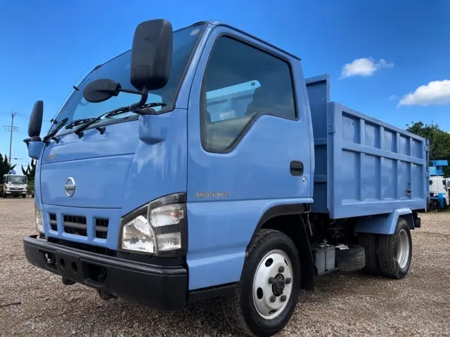 日産 アトラス PB-AKS81AN(4WD)の写真1