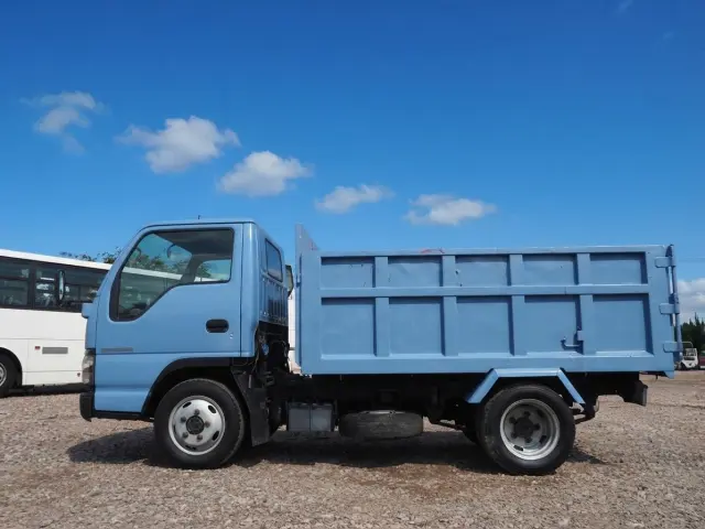 日産 アトラス PB-AKS81AN(4WD)の写真2