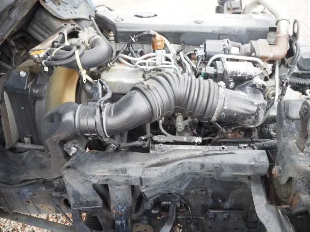日産 アトラス PB-AKS81AN(4WD)の写真32