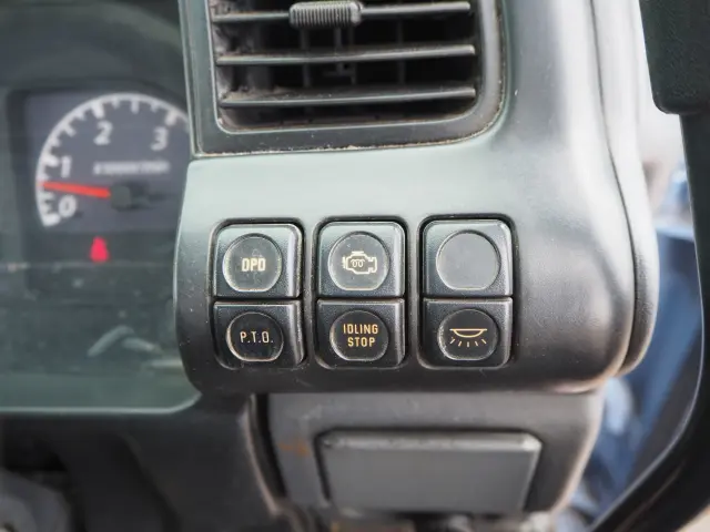 日産 アトラス PB-AKS81AN(4WD)の写真48