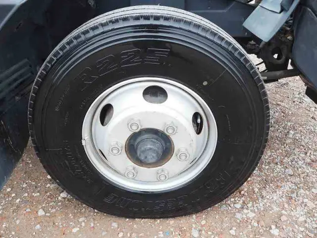 いすゞ フォワード TKG-FRR90S2(2WD)の写真22