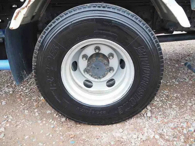 いすゞ フォワード TKG-FRR90S2(2WD)の写真25