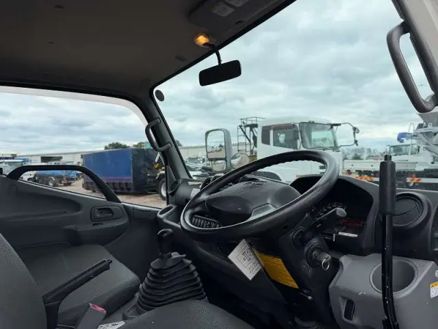 トヨタ ダイナ TKG-XZU650W(2WD)の写真43