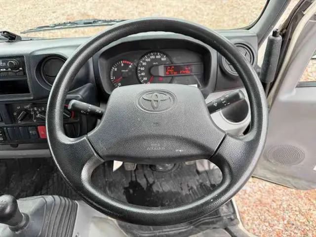 トヨタ ダイナ TKG-XZU650W(2WD)の写真46